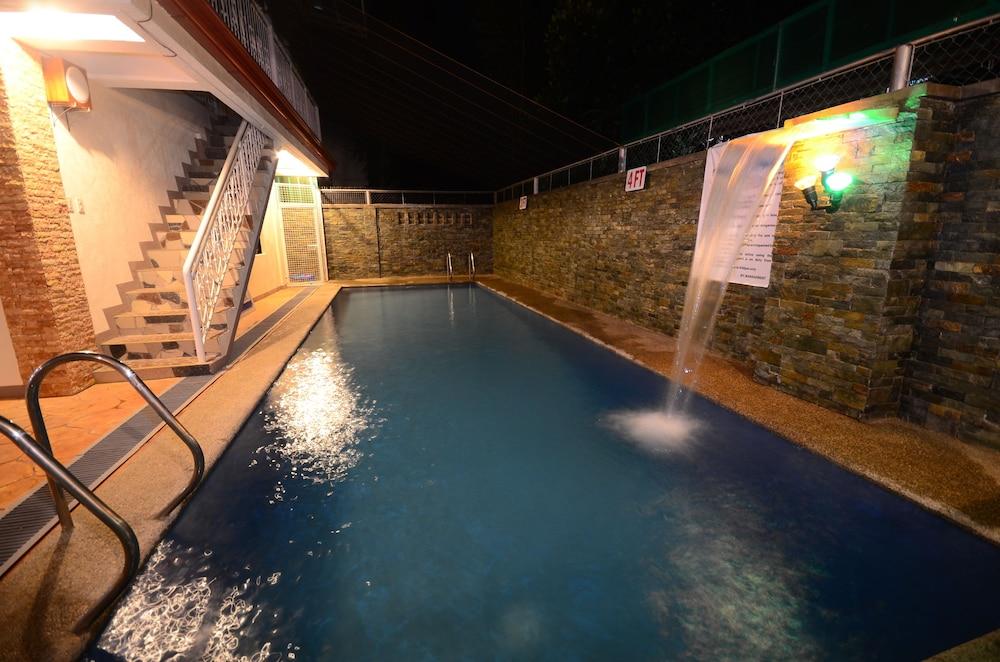 Reddoorz Premium Near Pristine Beach Puerto Princesa Exterior foto