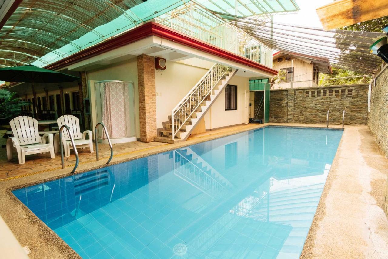 Reddoorz Premium Near Pristine Beach Puerto Princesa Exterior foto